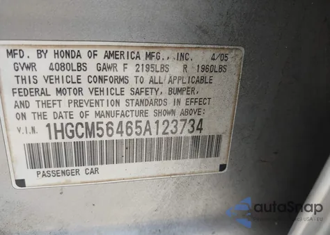 2005 Honda Accord 2.4 Lx z USA, uszkodzony, nr VIN 1HGCM56465A123734
